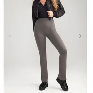 Yummie Jodi Slim Bootcut Flare Shaping Leggings size Small Gunmetal Gray